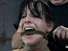 Elise Screaming for Mercy